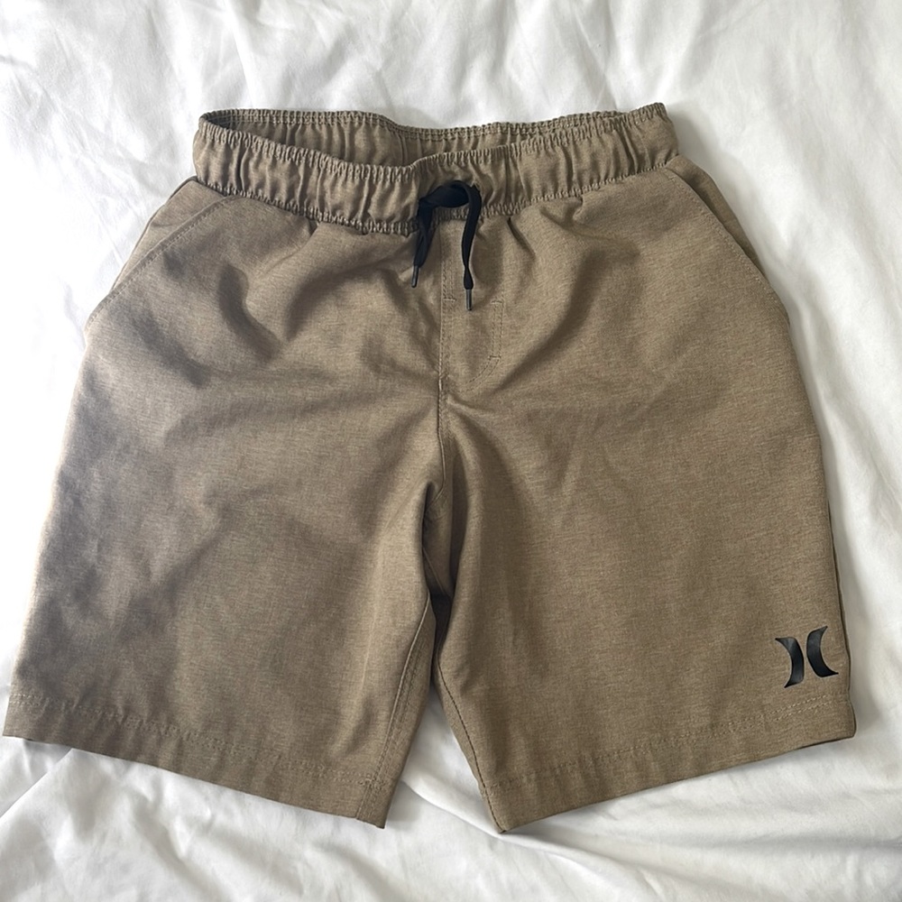Hurley kids size 6 shorts